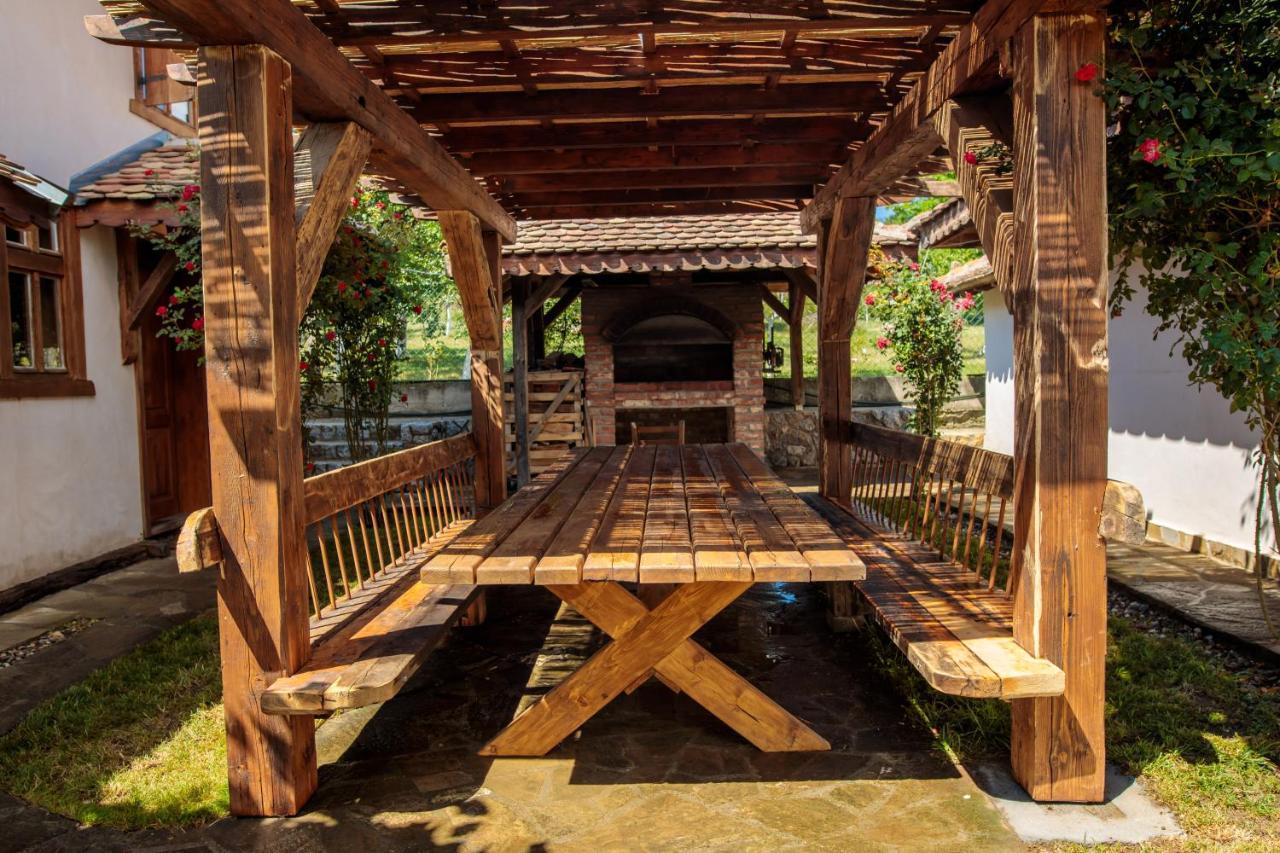 Woodland Resort Kragujevac Esterno foto