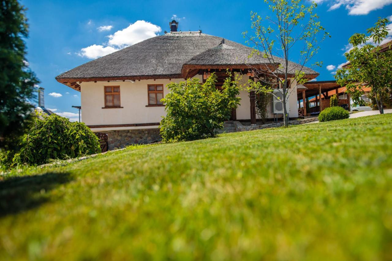 Woodland Resort Kragujevac Esterno foto