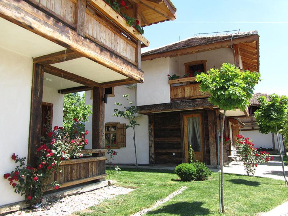 Woodland Resort Kragujevac Esterno foto