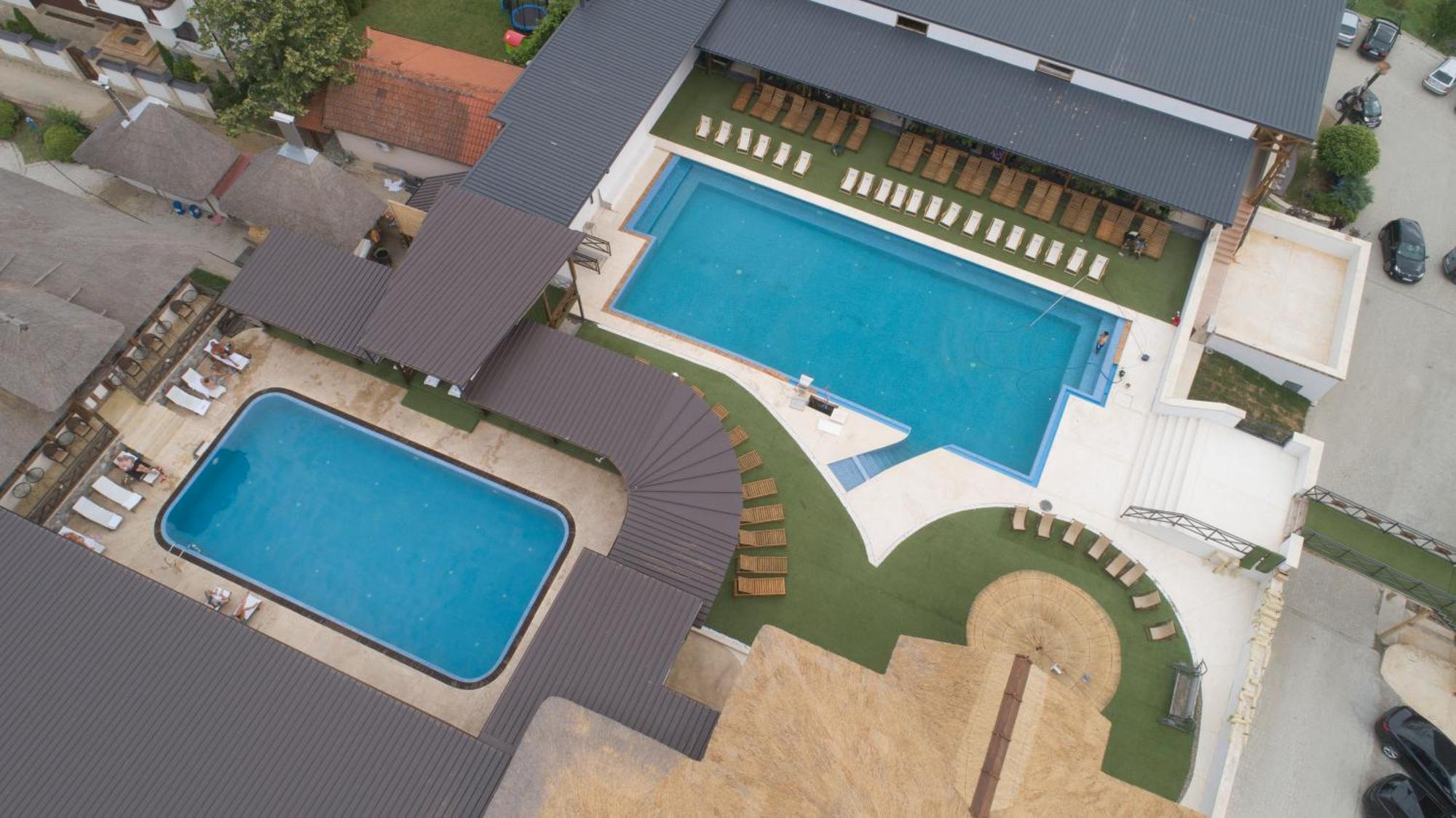 Woodland Resort Kragujevac Esterno foto