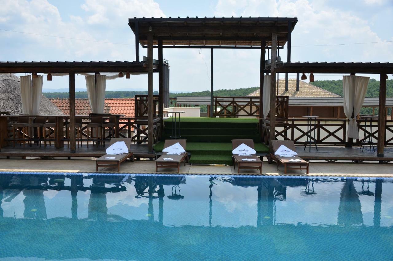 Woodland Resort Kragujevac Esterno foto